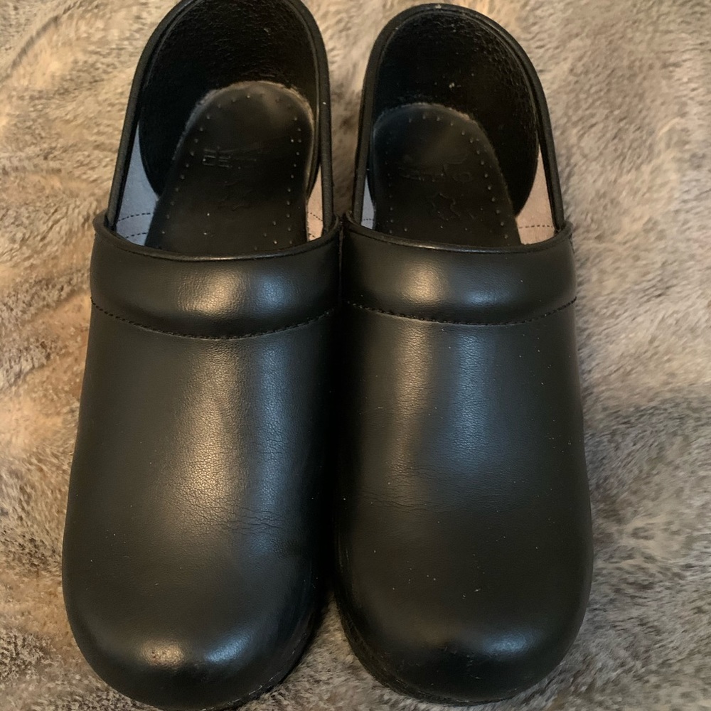 ❌❌SOLD❌❌Black Dansko
